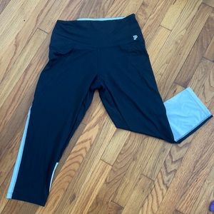 Victoria Secret PINK Capri Leggings